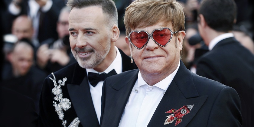 Элтон Джон признался, что слепнет: «Я не видел шоу»