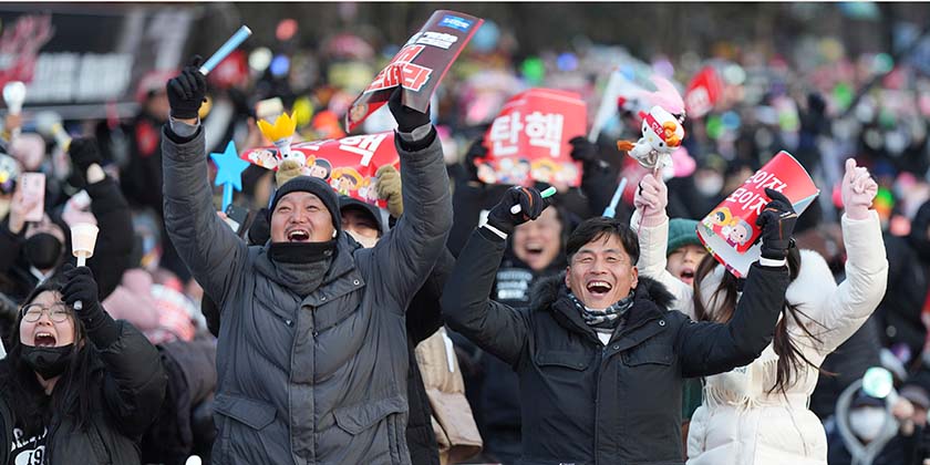 Южнокорейский парламент проголосовал за импичмент президента