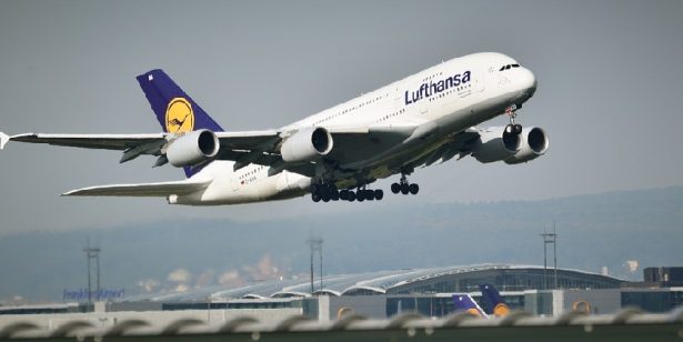 Lufthansa отменяет  ночные рейсы в Израиль