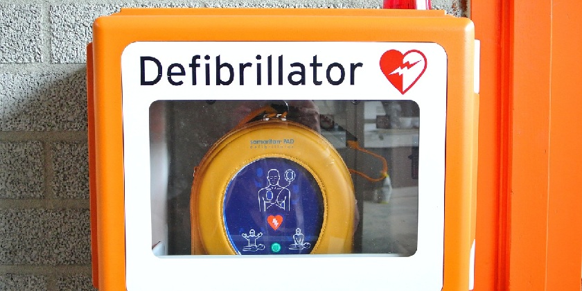 В поездах разместят дефибрилляторы