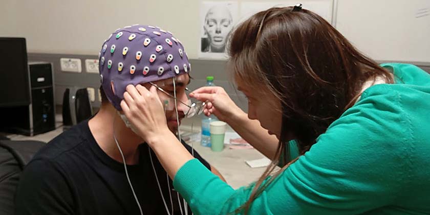 «Родителей просят не общаться с детьми на русском, и это большая ошибка»