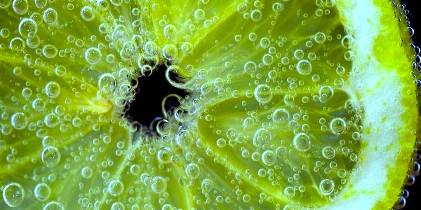 Исследование: употребление газированной воды снижает уровень сахара в крови