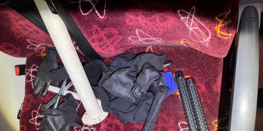 Полиция арестовала 42 болельщика, вооруженных дубинками