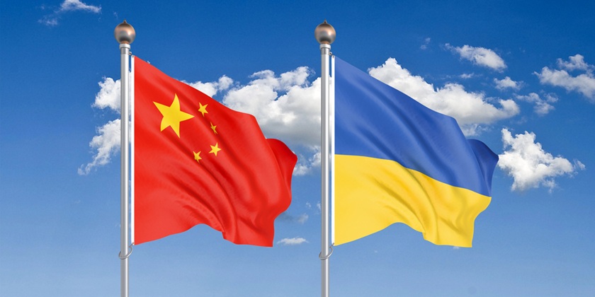 Китай: Россия и США не должны решать судьбу Украины