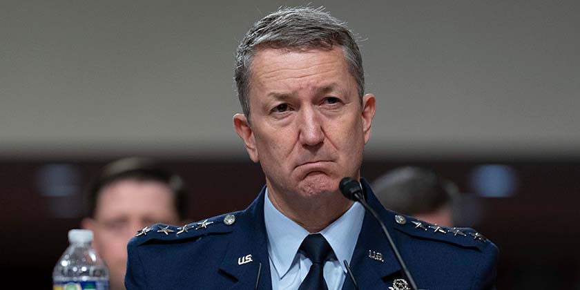 Главнокомандующий ВВС США раскрыл детали операции по ударам по ядерной инфраструктуре Ирана