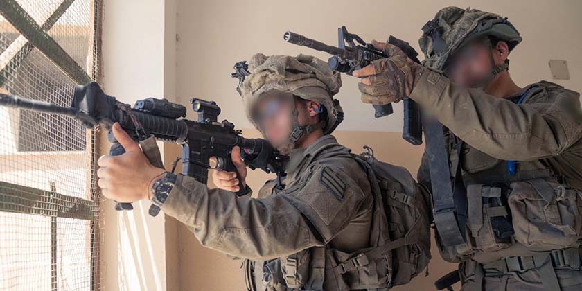 ЦАХАЛ повысил в должности офицера, якобы приказавшего стрелять в палестинцев с белым флагом