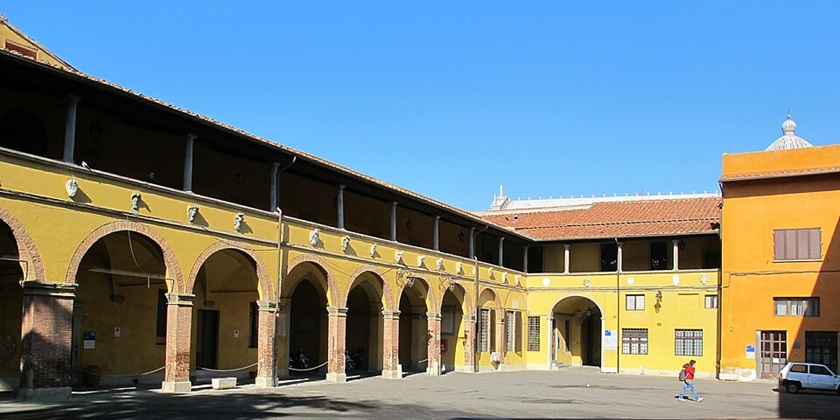 Израиль винят в смерти от голода девушки из Газы. Ее врачи считают иначе