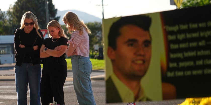 США: Прокуроры будут добиваться смертной казни для обвиняемого в убийстве Чарли Кирка