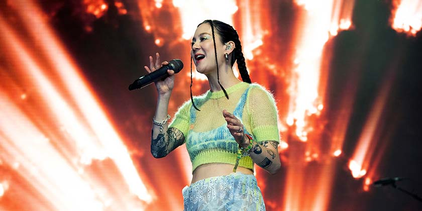 Сотни музыкантов потребовали убрать свои песни из израильских стримингов