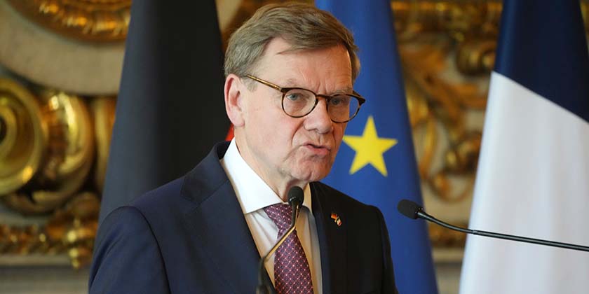  Глава МИД Германии направляется в Катар и Кувейт для обсуждения мирного плана по Газе