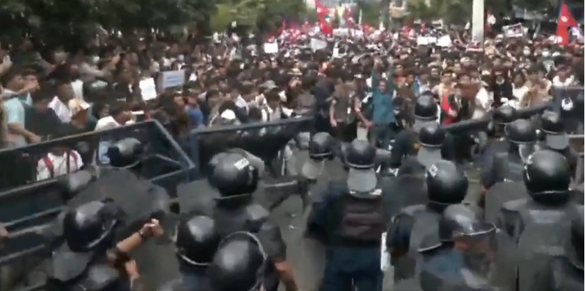 МИД рекомендует израильтянам не приезжать в Катманду 