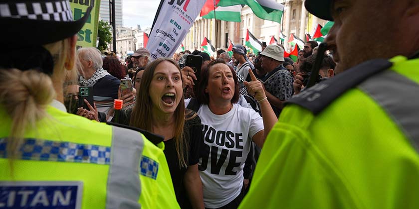 Пропалестинские активисты разгромили офисы Elbit в Германии