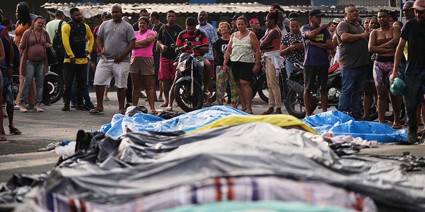 По меньшей мере 132 человека погибли в результате полицейского рейда в Рио-де-Жанейро