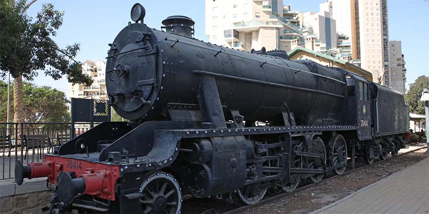 «Ориент-регресс»: сто лет назад можно было сесть на поезд в Бейруте и оказаться на Синае