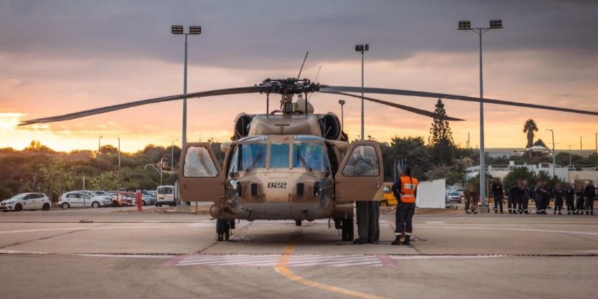 Заложники встретились с силами ЦАХАЛа и направляются в Израиль