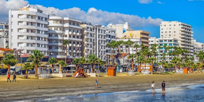 Wizz Air предлагает полеты в Ларнаку за 39 шекелей