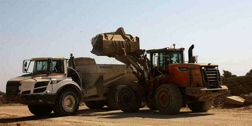 ЦАХАЛ вывозит в Газу строительный мусор из Израиля