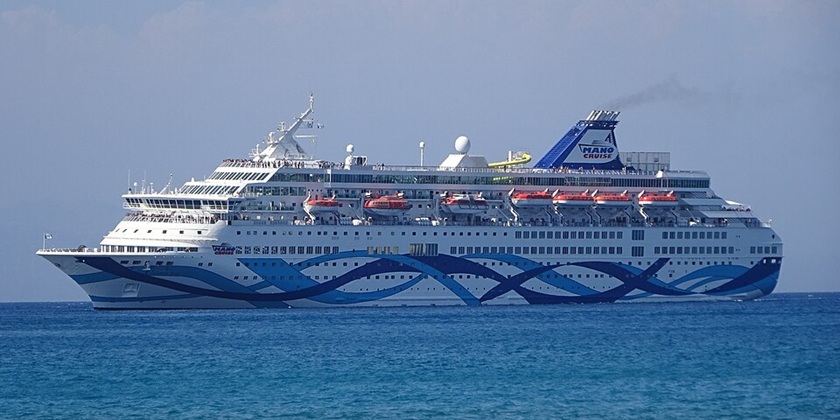 Сотни израильских туристов застряли в критском порту из-за антисемитского протеста