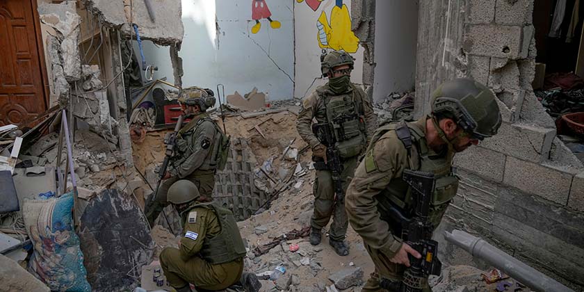 Шесть боевиков вышли из тоннеля в Рафиахе и были поражены с воздуха