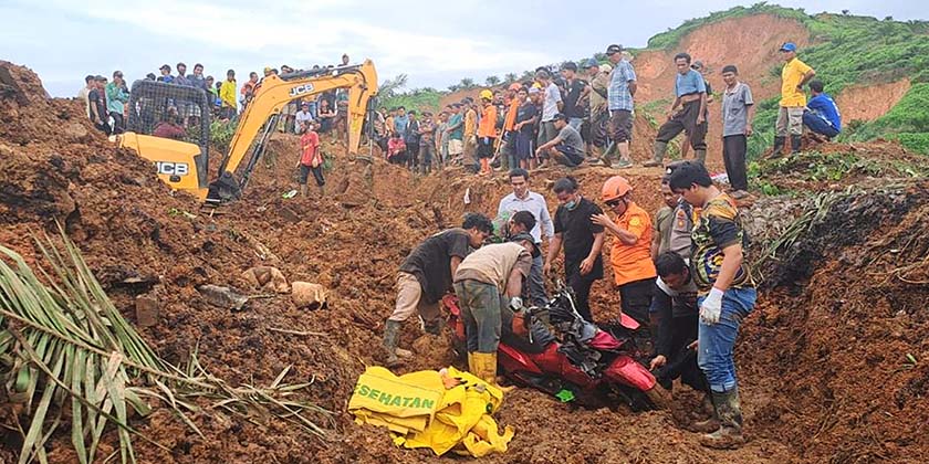 Стихийное бедствие в Индонезии: сотни погибших, десятки пропавших