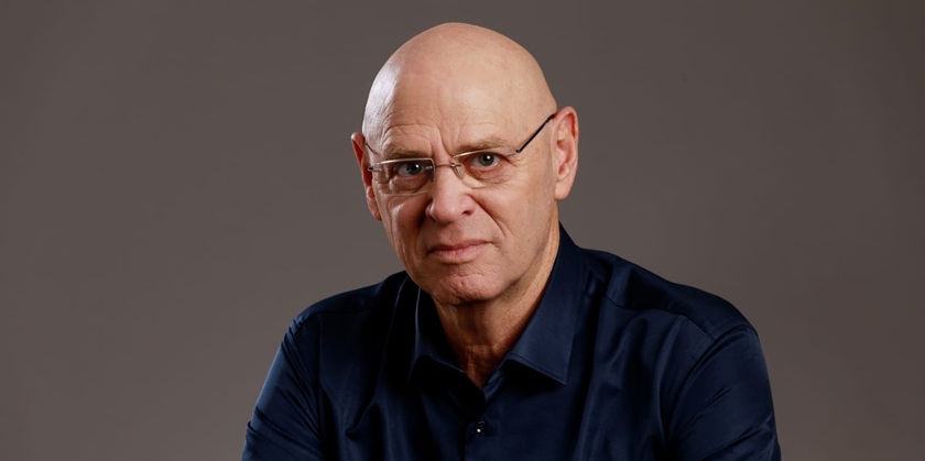 Герой 7 октября, генерал-майор Ноам Тибон присоединился к «Еш атид»