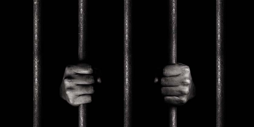  В Британии осудили мужчину за сотни антисемитских сообщений депутату