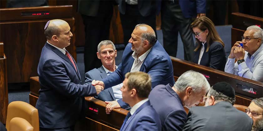 Опрос: более 75% арабских граждан Израиля поддерживают участие арабской партии в будущей коалиции