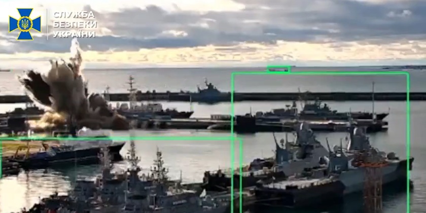 В Украине заявили, что взорвали российскую подлодку - видео