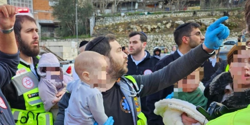 Двое детей умерли от отравления в яслях в Иерусалиме, еще 53 — доставлены в больницы