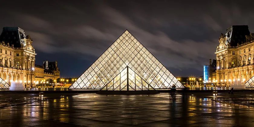 Арестованы еще четверо подозреваемых в ограблении Лувра