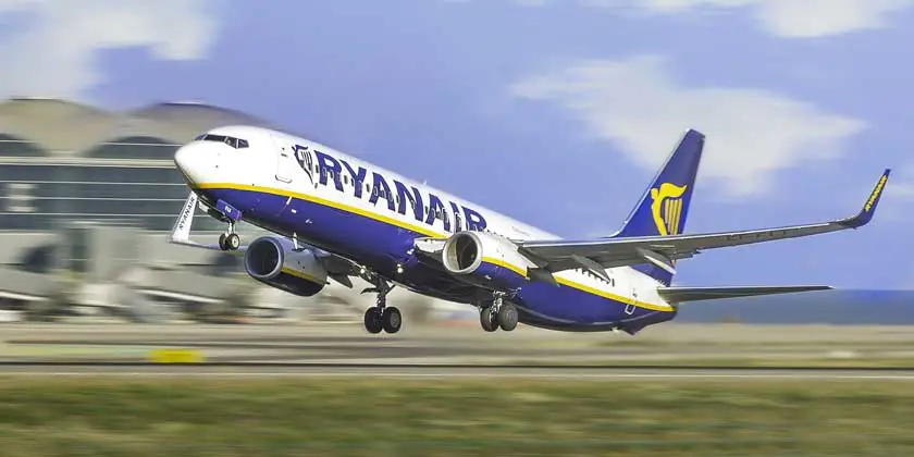 Ryanair завершила год с рекордной прибылью и не планирует повышать цены летом