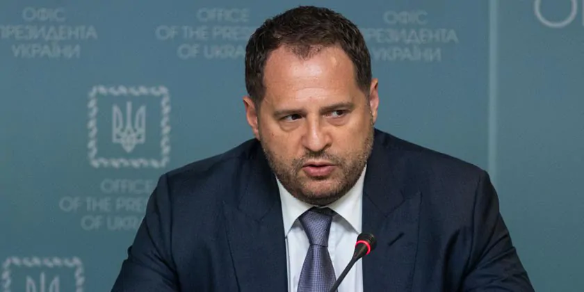 У главы офиса президента Украины проводят обыск