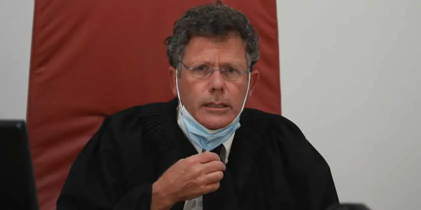 Из десятков жалоб на Ицхака Амита обоснованной признана лишь одна