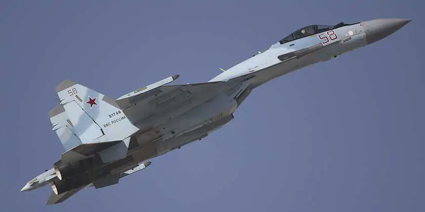 Иранские СМИ: баланс сил меняется, Россия подарила Ирану десятки истребителей Су-35