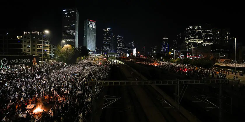Опрос: все больше израильтян боятся выражать свои политические взгляды