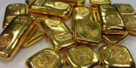Цены на золото обновили исторический максимум третий раз за месяц