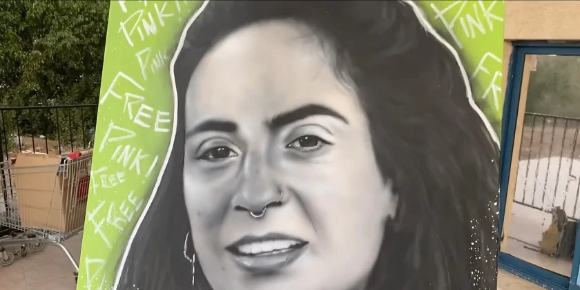 Хозяин квартиры грозил выкинуть вещи заложницы ХАМАСа