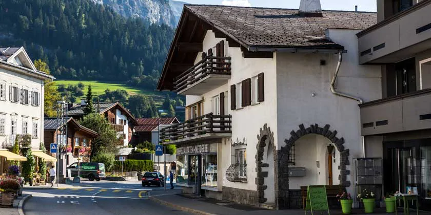 На швейцарском курорте ввели антисемитские правила