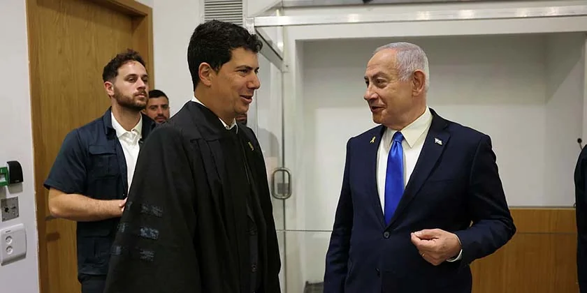 Нетаниягу просит отменить завтрашнее заседание суда