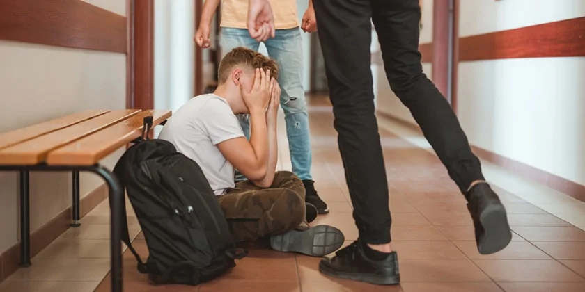 Одноклассники довели 14-летнего репатрианта до самоубийства, школа игнорировала проблему